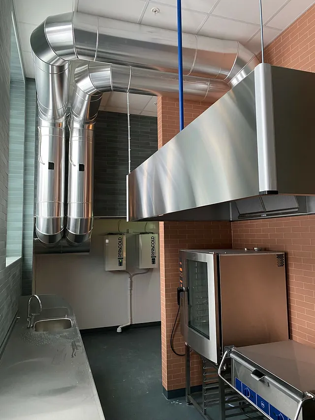 ventilasjonsanlegg i kantine
